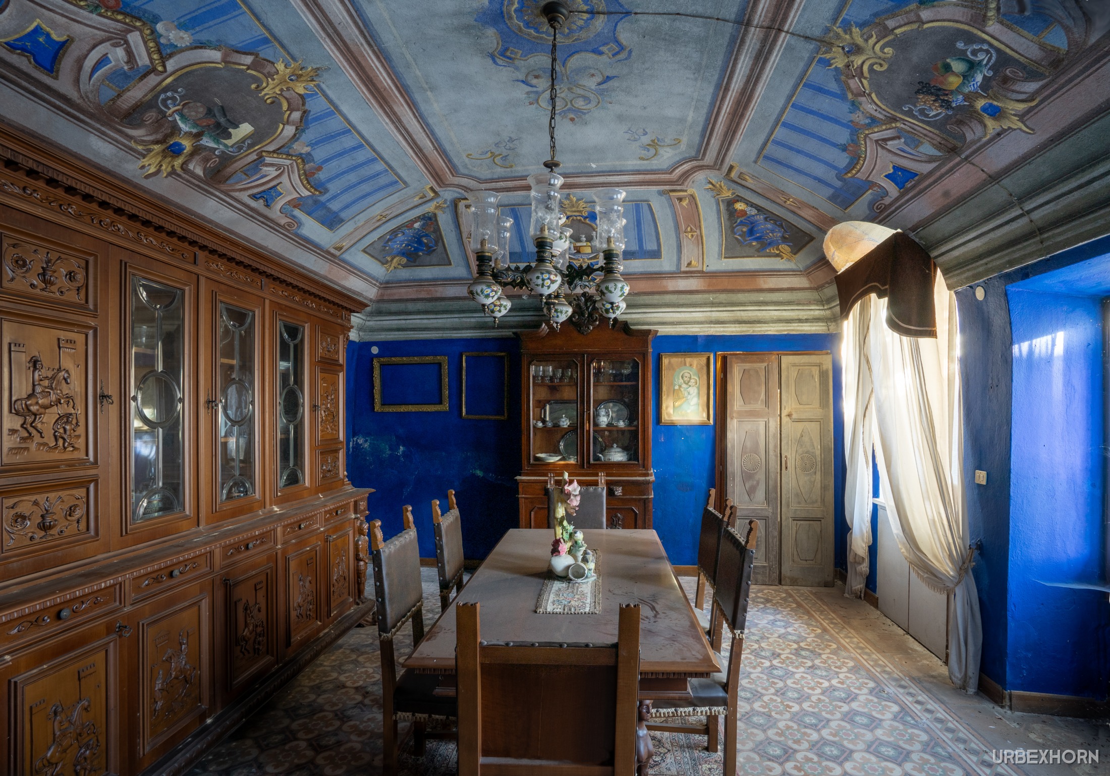 Anteprima di Sapphire Palace