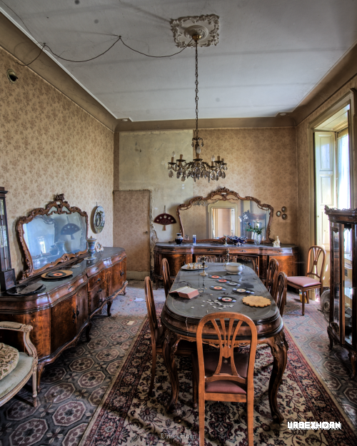 Foto 1 per Sharp Objects