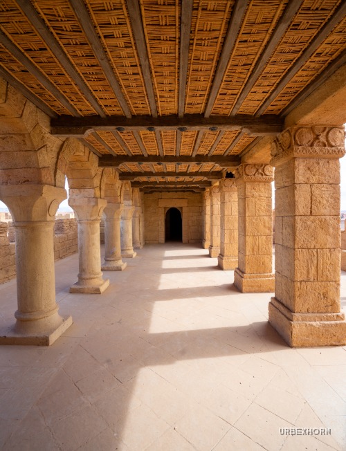 Foto 5 per Abandoned Film Set