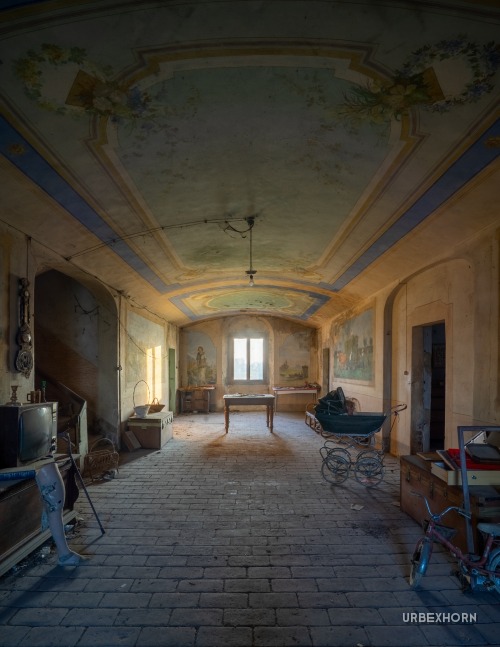 Foto 3 della galleria per An unconventional vernissage