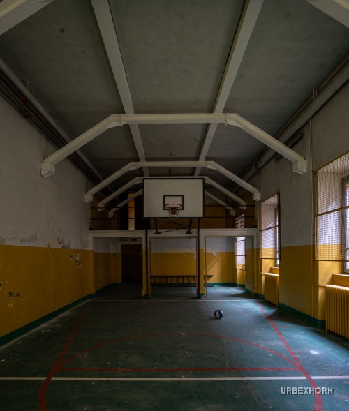 Foto 1 per He got game